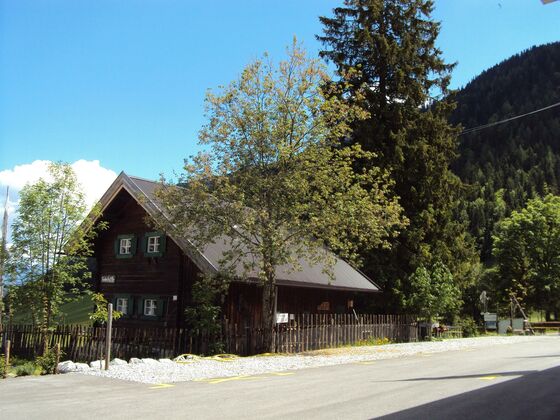 Chalet Basislager